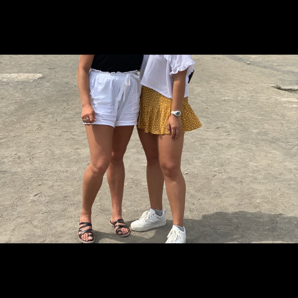 Zara yellow polka dot skort M